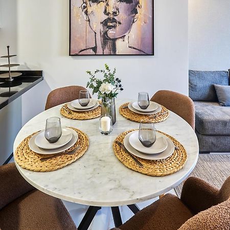 Sleek And Modern 2-Bed Unit In Downtown Casa Apartment Casablanca Ngoại thất bức ảnh