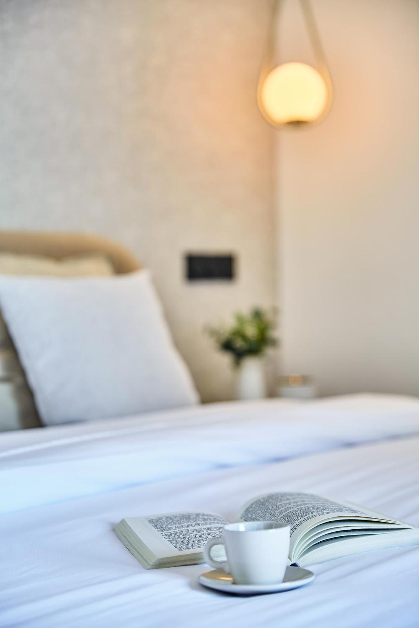 Sleek And Modern 2-Bed Unit In Downtown Casa Apartment Casablanca Ngoại thất bức ảnh