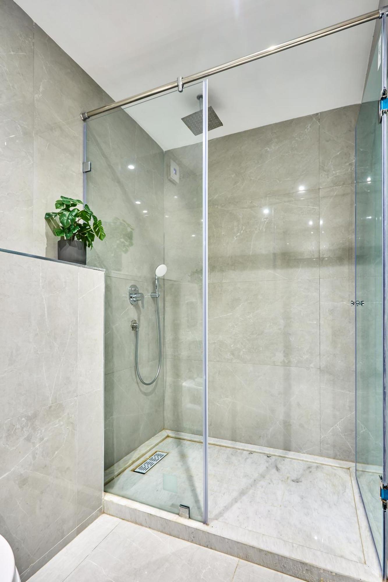 Sleek And Modern 2-Bed Unit In Downtown Casa Apartment Casablanca Ngoại thất bức ảnh